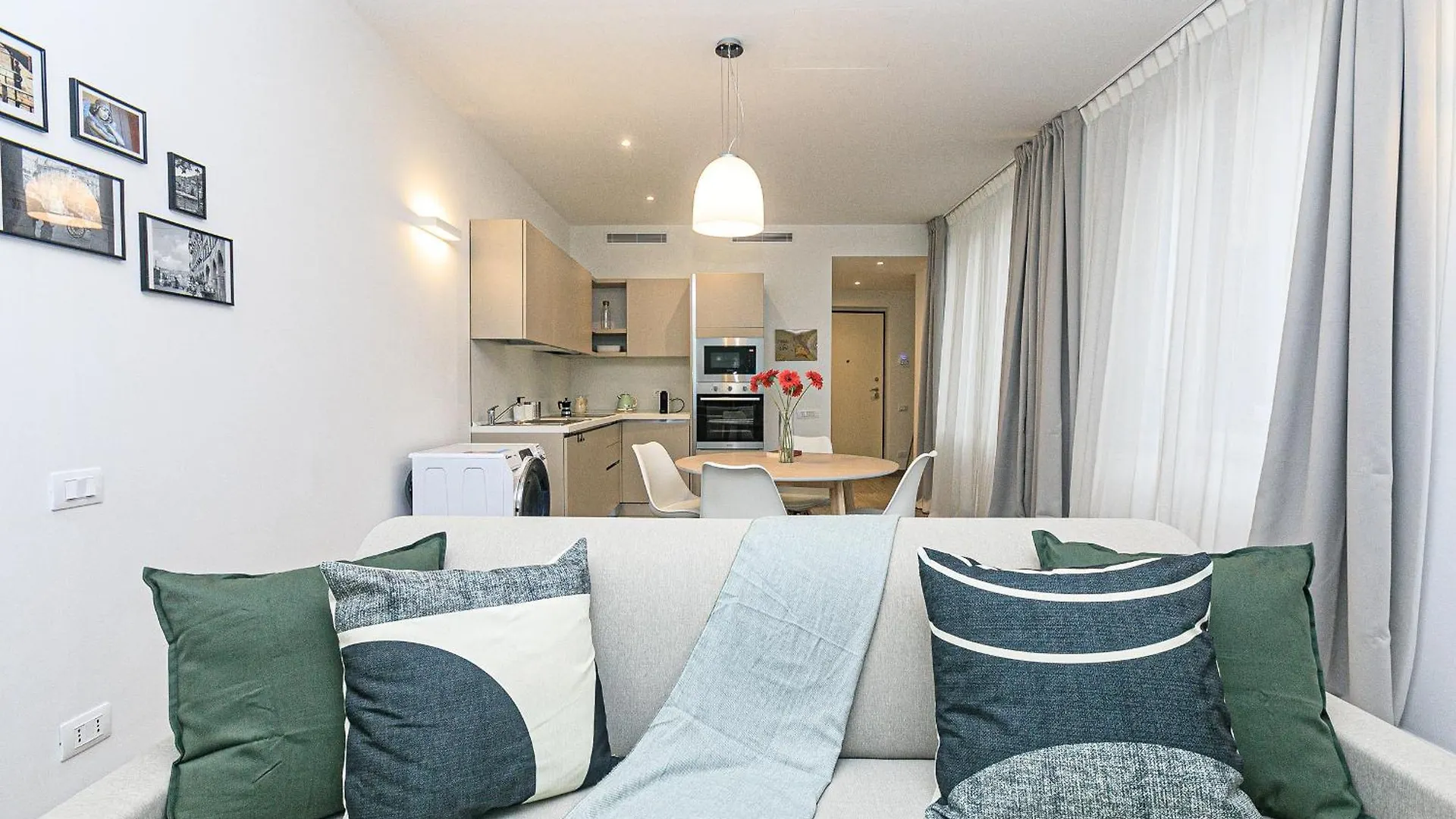 Real Italian Estate - Genoa Memories Apartment