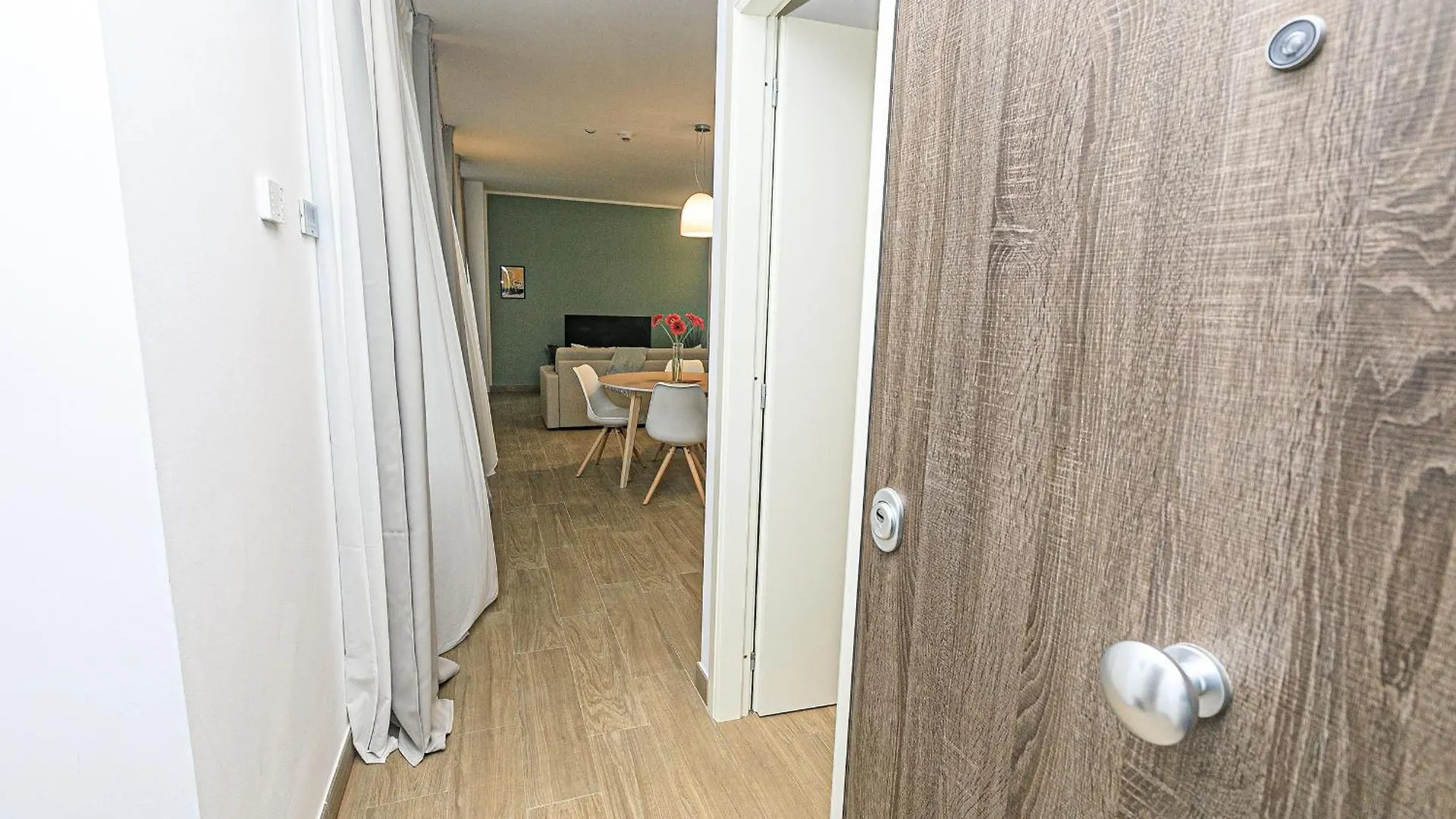 Real Italian Estate - Genoa Memories Apartment Italy